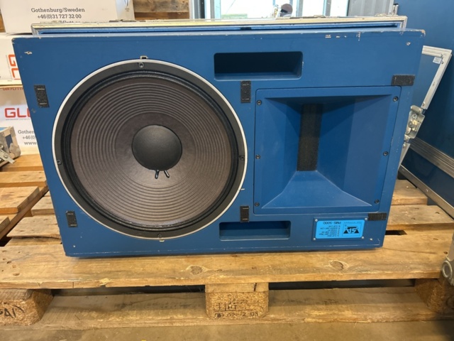 1290145-13 Speakers 2 pcs - Stage Accompany Blue Box PMS 5000