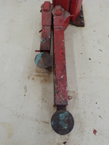 1353827-3 Two-post lift - Koni KO 2025 type 3577, capacity 2500 kg, newly serviced