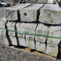 1094318-7 1 pallet Granite curbstone GF1 Radius 10m
