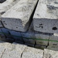 1094318-9 1 pallet Granite curbstone GF1 Radius 10m