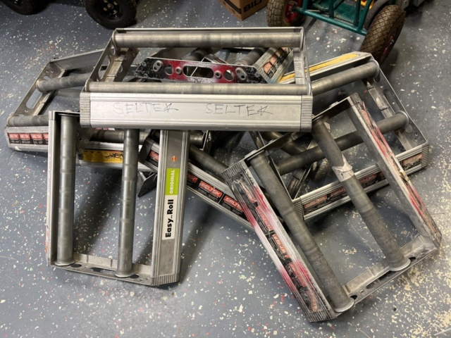 1350448-6 Unwinding cradle/cable unwinder 11 pcs