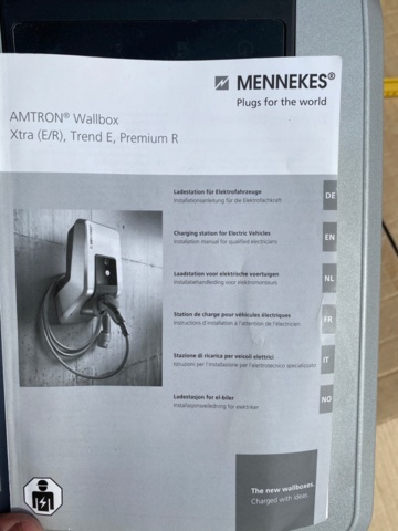 1353617-4 Laddbox - Mennekes Amtron