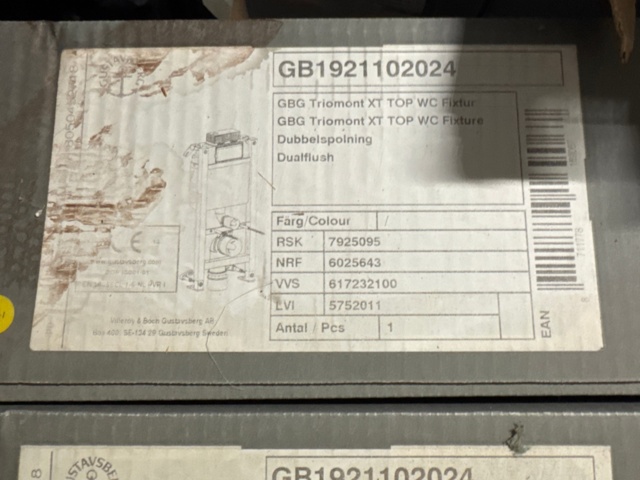 1337849-9 Blandade badrumsarmaturer