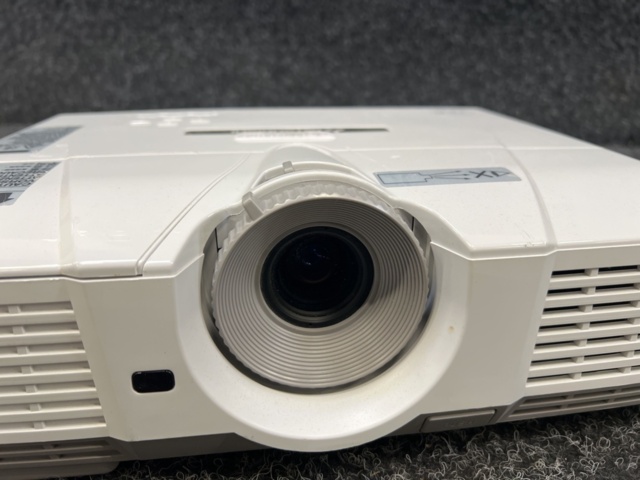 1354591-7 Projector Mitsubishi XD500U