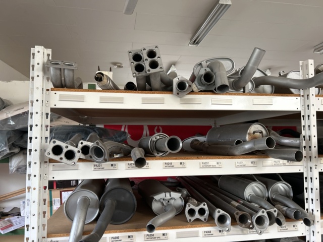 1332684-8 Spare parts warehouse - Exhaust systems and accessories
