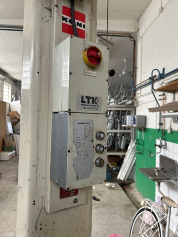 1332688-11 Two-post lift 2500 kg - Koni KO 2025 -1982