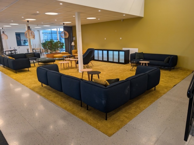 1354830-3 Large rug approx. 9x5.7 meters - Stoddard Samoozy