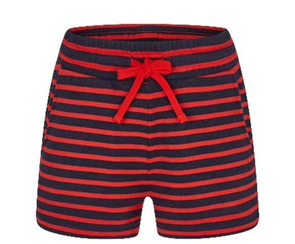 1355395-18 Märkeskläder från bland annat Juvia GmbH & Co, olika storlekar