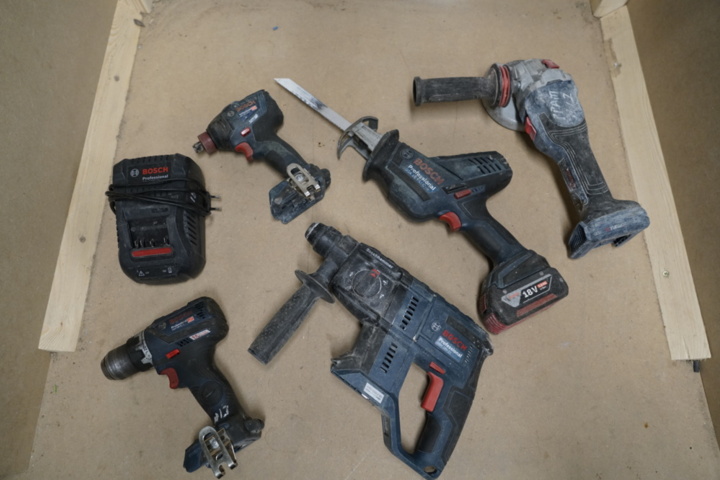 1255406-3 Tool kit - Bosch