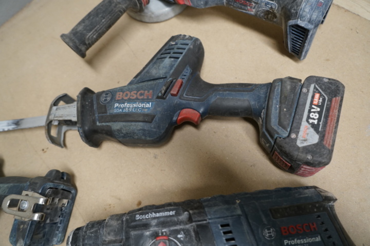 1255406-5 Tool kit - Bosch