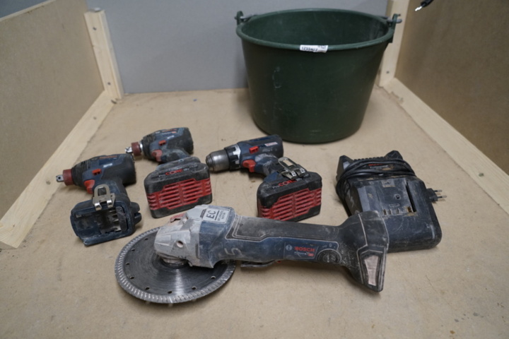 1255407-1 Tool kit - Bosch