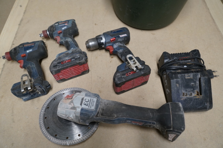 1255407-3 Tool kit - Bosch