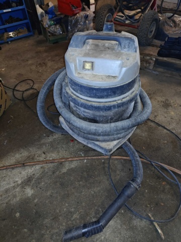 1130602-1 Vacuum cleaner IPS MEK215