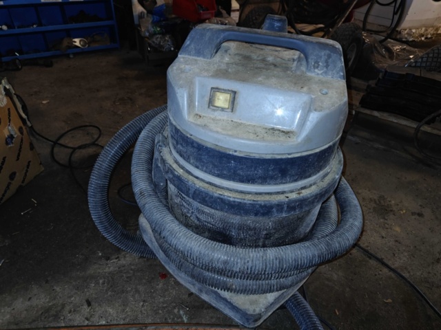 1130602-2 Vacuum cleaner IPS MEK215