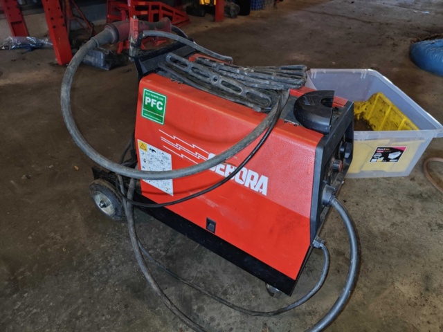 1130604-1 Mig welder Cebora EVO 160M (repair item)