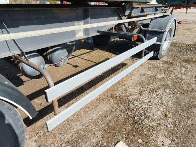 1331263-35 Cassette trailer SLP-3-8200-KS -2009