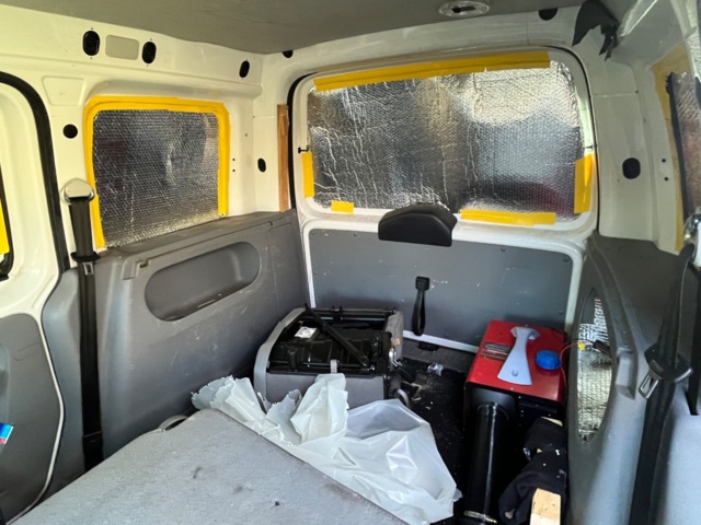 1345277-8 Volkswagen Caddy Combi 1.9 TDI Manual, 105hp, 2008