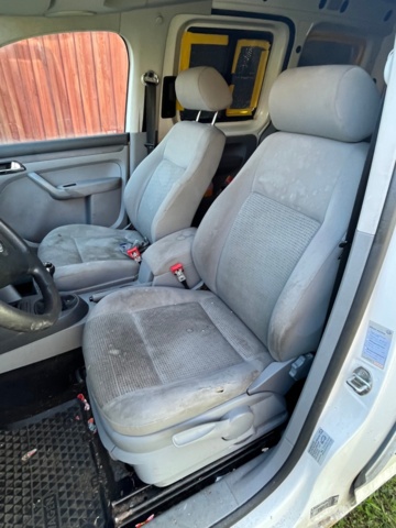 1345277-12 Volkswagen Caddy Combi 1.9 TDI Manual, 105hp, 2008