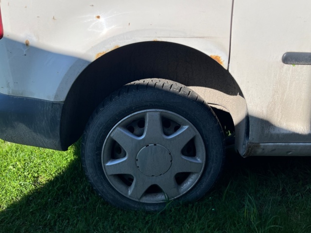 1345277-20 Volkswagen Caddy Combi 1.9 TDI Manual, 105hp, 2008