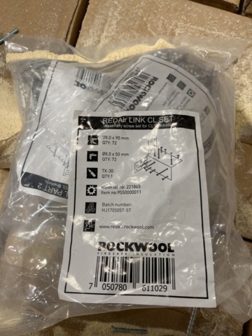 1349139-3 Pallet with profiles - Rockwool RedAir LINK CL profiles - Approx. 288 pcs