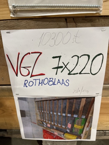 1349153-7 Pallet with approx. 10,300 wood screws - Rothoblaas VGZ 7×220 mm