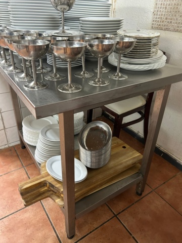 1356127-2 Unloading table stainless steel excl. contents