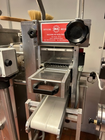 1356138-3 Pasta machine DEA Officine Meccanica, model D 120