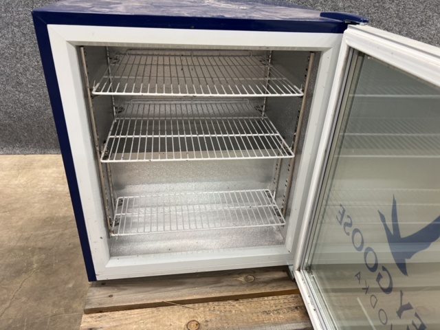 1357786-5 Mini fridge/drink cooler Grey Goose Vodka