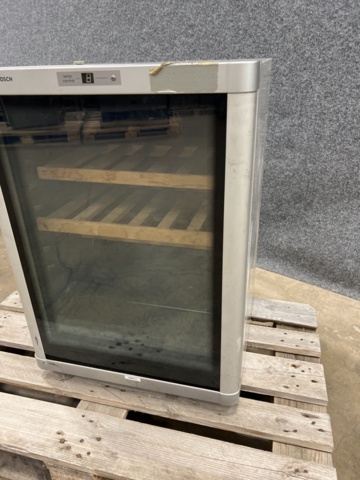 1357821-4 Wine cooler Bosch KTW18V80