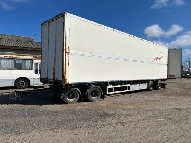 1356202-1 Visor trailer Kilafors 4-axle 2009