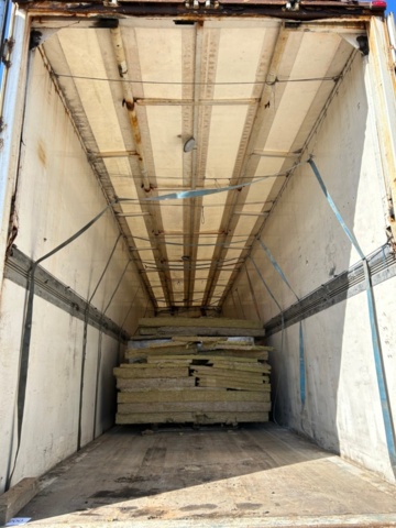 1356202-15 Visor trailer Kilafors 4-axle 2009