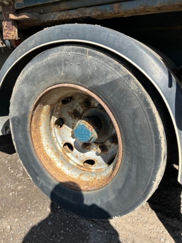 1356202-20 Visor trailer Kilafors 4-axle 2009