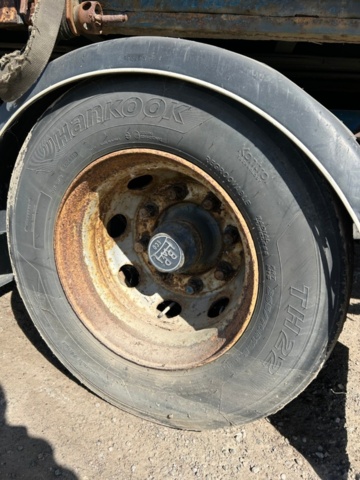 1356202-21 Visor trailer Kilafors 4-axle 2009