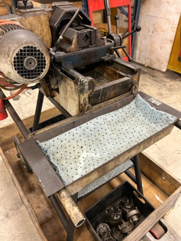 1358930-2 The Georg Fischer KM2 threading machine