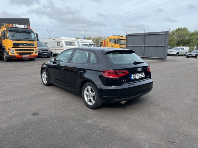 1277084-7 Audi A3 Sportback 1.2 TFSI S Tronic, 105hp -2014