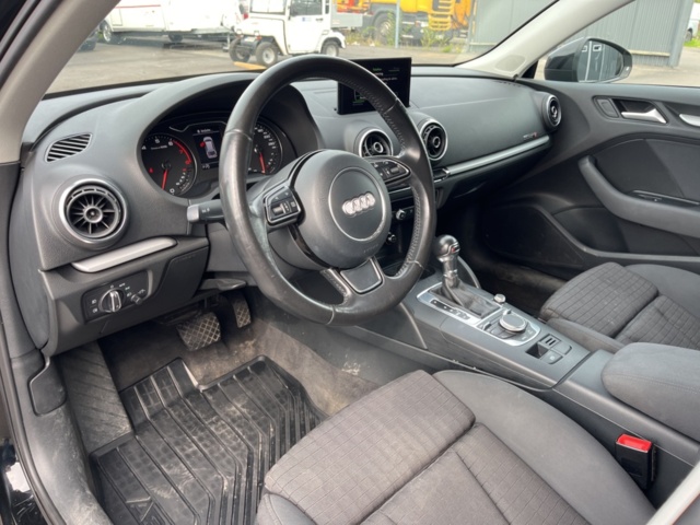 1277084-23 Audi A3 Sportback 1.2 TFSI S Tronic, 105hp -2014
