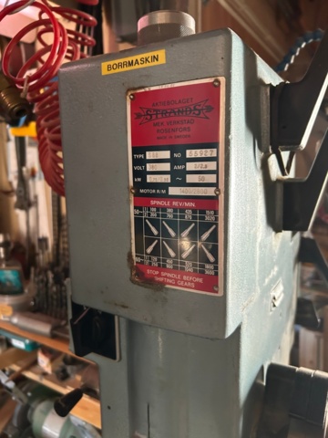 1359229-5 Pelarborrmaskin