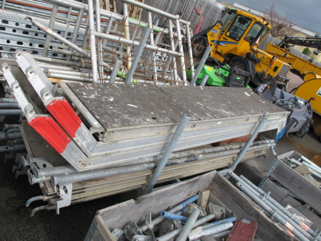 1302819-9 Byggställning Layher Aluställning Haki trappor