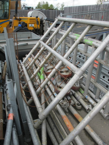 1302819-12 Byggställning Layher Aluställning Haki trappor