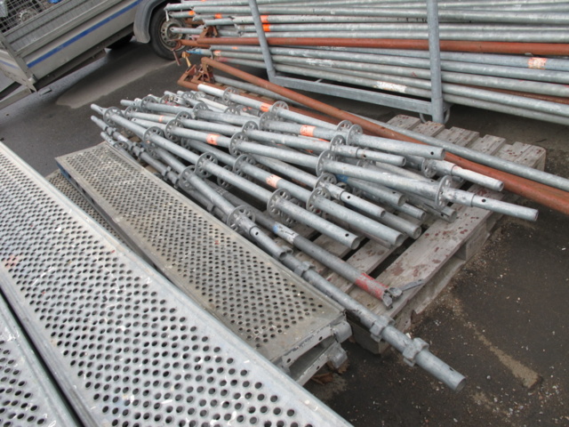 1302819-17 Byggställning Layher Aluställning Haki trappor