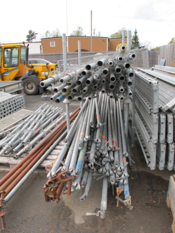 1302819-19 Byggställning Layher Aluställning Haki trappor