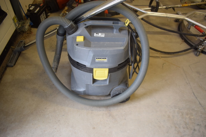 1302914-1 Vacuum cleaner Kärcher NT22/1 AP Professional