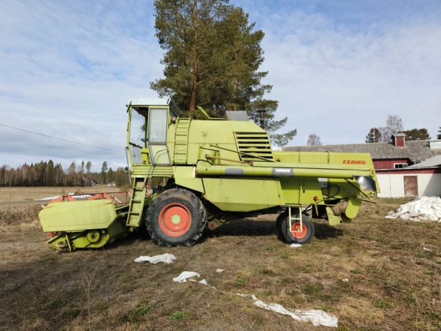 1331323-2 Combine harvester Claas Mercator 75 Repair item