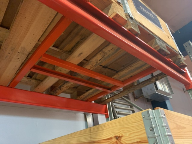 1359503-6 Pallställage