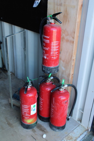 1359948-4 Container 20 fot med byggmaterial (nr 8)