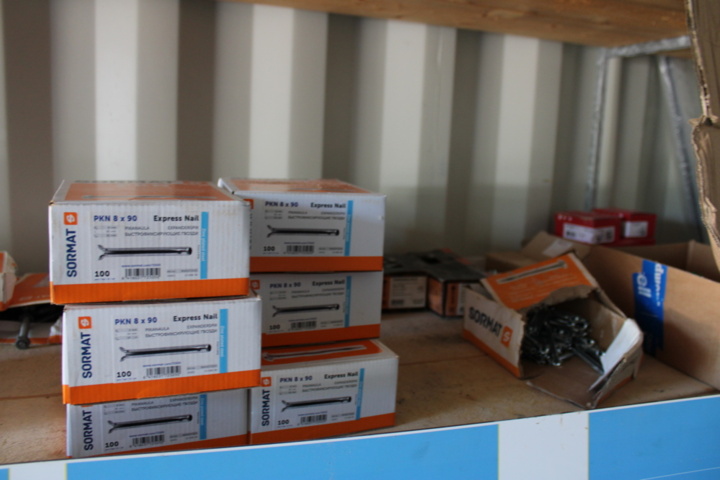 1359948-10 Container 20 fot med byggmaterial (nr 8)