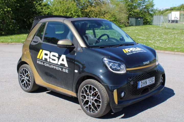 1359920-6 Smart EQ fortwo cabrio 17.6 kWh, 82hp, 2021