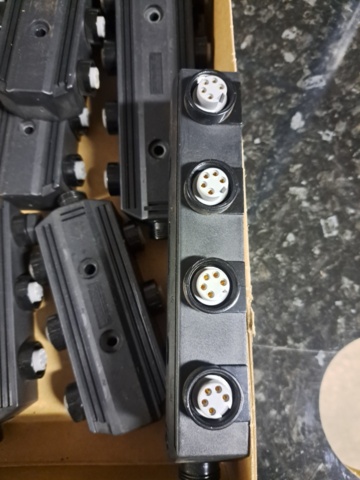 1359980-4 Brad Harrison MPIS DN8000 Fördelningsblock (8-port M12) – DeviceNet