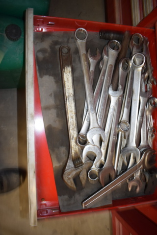 1302956-13 Ampro tool cabinet with tools