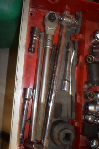 1302956-14 Ampro tool cabinet with tools